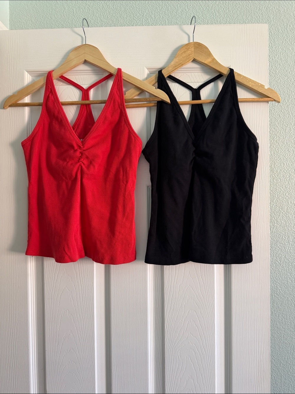 Old Navy Red & Black V-Neck Strappy Tank Tops with Built in Bra